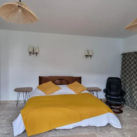 La Metairie Du Chateau, Elie شقة Aussillon