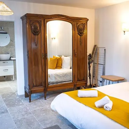 Апартаменты La Metairie Du Chateau, Elie